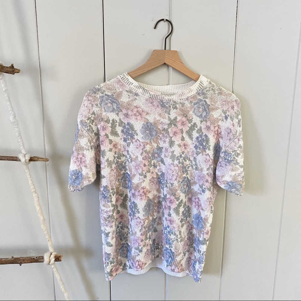 Vintage Pastel Purple Floral Short Sleeved Sweater